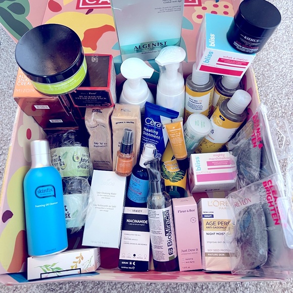 NEW 43 pcs full sized skincare